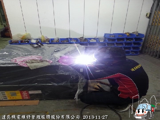 客製化的進、回油管！這可是現成沒有的唷